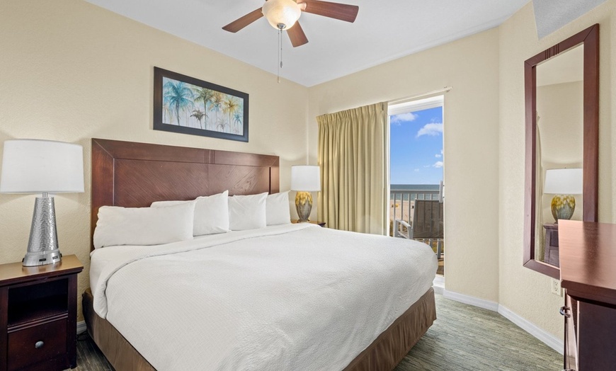 Image 23: Beachfront Suites on Treasure Island Gulf Coast