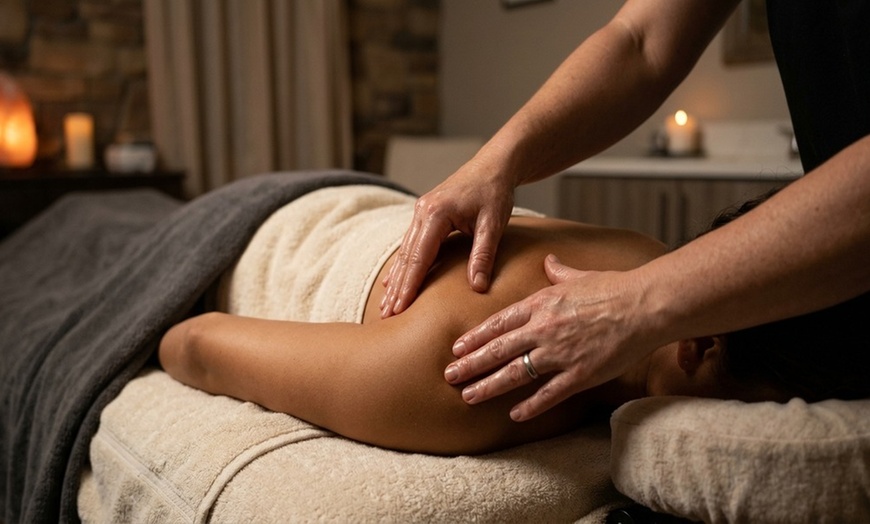 Image 5: Relax with 60-Min Single or Couples Massage with Aromatherapy
