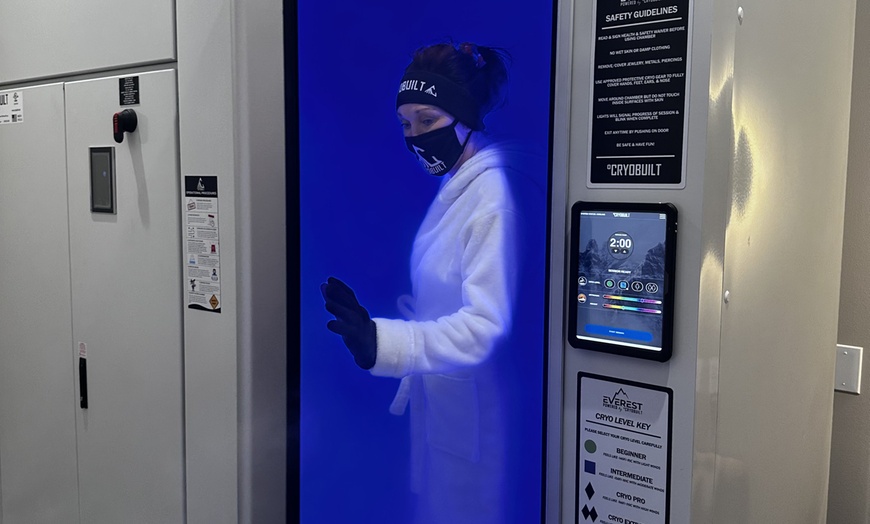 Image 2: Cryotherapy, Sauna or Red Light Therapy at Heights Wellness Retreat