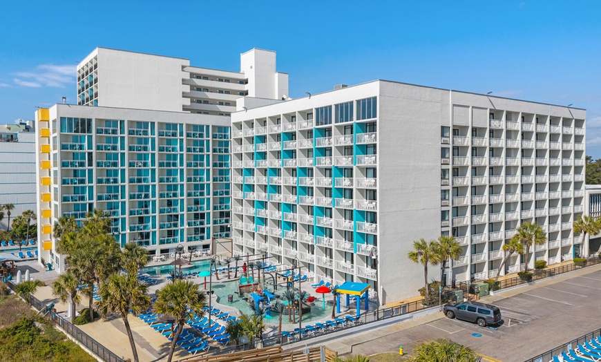 Image 27: Myrtle Beach Oceanfront Resort with Kids' Water Park