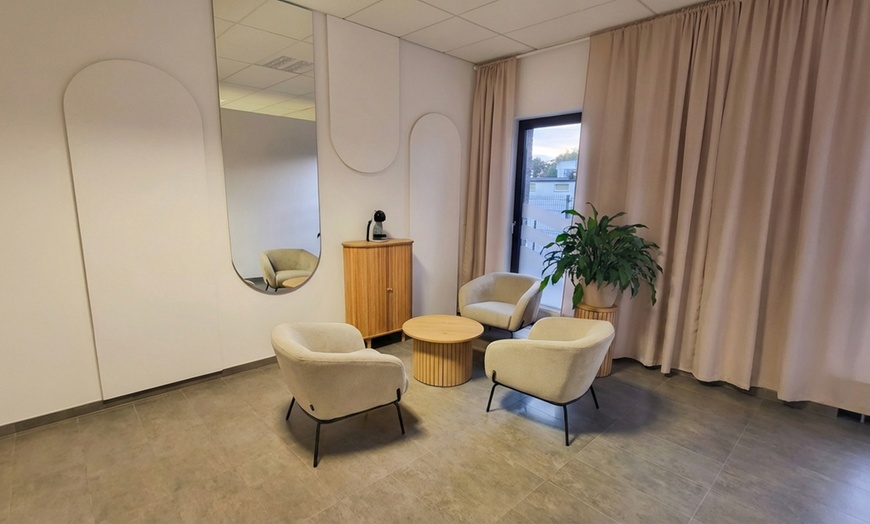 Image 6: Depilacja laserowa SHR na wybrane partie ciała: 3 lub 6 zabiegów