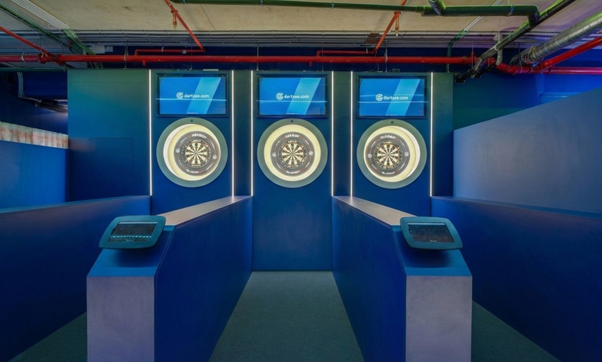 Image 3: Expérience ludique et conviviale avec activités et combos gourmands