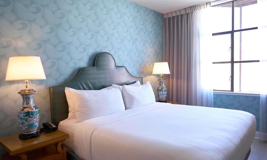 Image 12: Boutique Hotel in San Francisco SoMa with Rooftop Pool