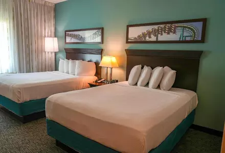 Double-Queen Room