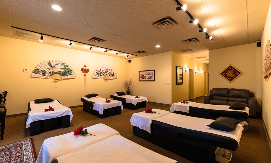 Image 4: 30, 60, or 90-Minute Foot Massage, or 60-Minute Foot & Body Massage 