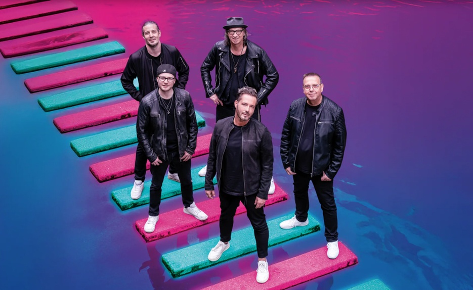 Ticket für „RÄUBER - Oben Unten Links Recht“ von Apr. bis Okt.