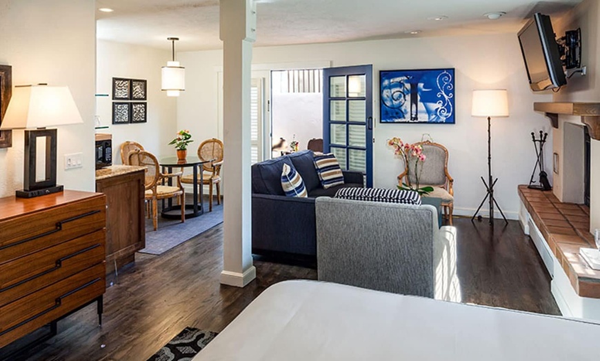 Image 27: Monterey Boutique Hotel near Cannery Row