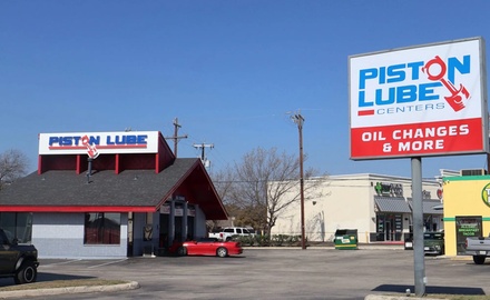 Synthetic Blend Oil Change - Piston Lube Center San Antonio