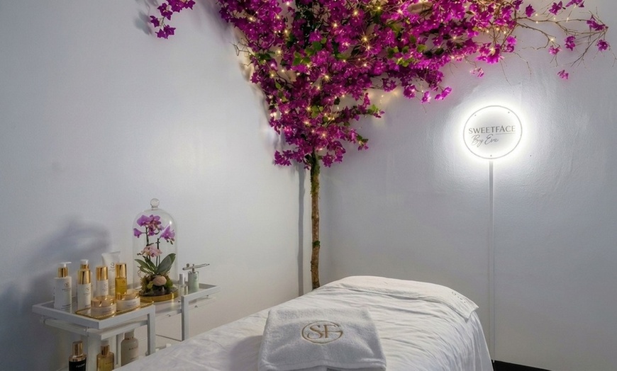 Image 5: Fountain Of Youth Facial with Lymphatic Drainage for Radiant Skin