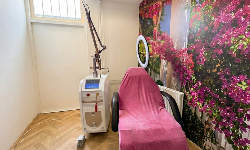 Image 3: Laat een tattoo verwijderen van 11-50 cm²: 1 of 3 laserbehandelingen