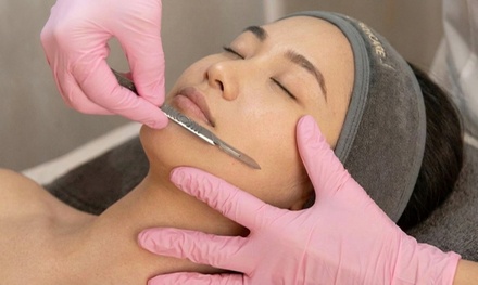 One 60-minute Microdermabrasion with Deep Facial - Glamour Beauty House
