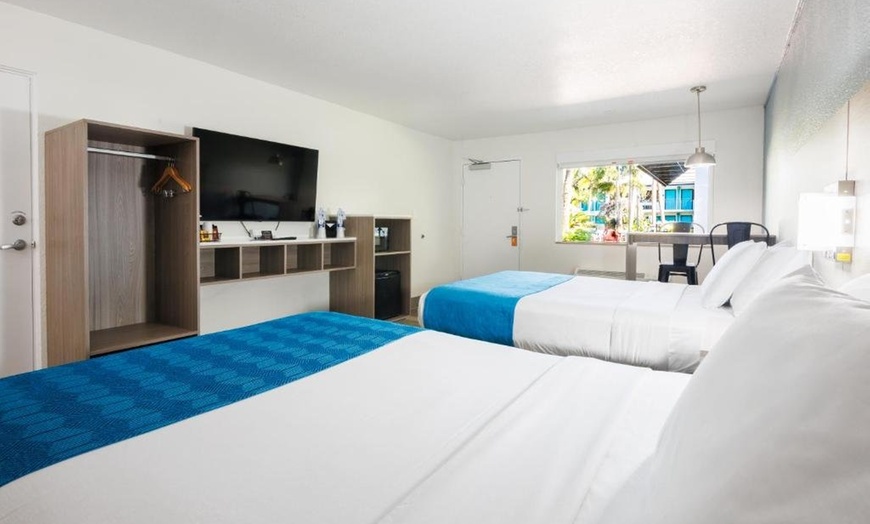 Image 14: Orlando Water Park Hotel on International Drive