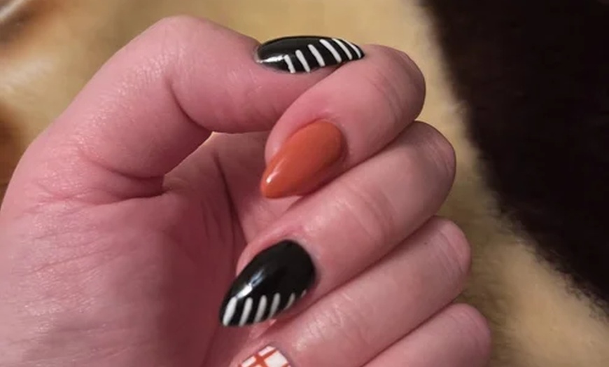 Image 6: European Gel Manicures & Structured Nail Extensions with Design