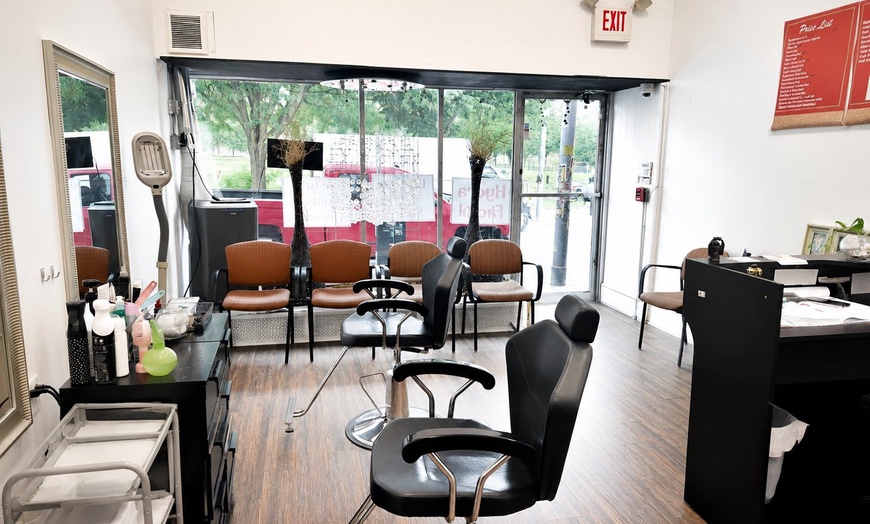 Image 5: Revitalize Your Look: Haircut, Blow-Dry & Deep Conditioning