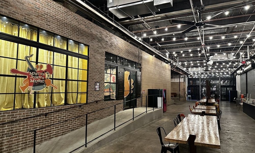 Image 5: Enjoy Late-Night Stone-Fired Pizza and Craft Drinks at NiteOwl ATL