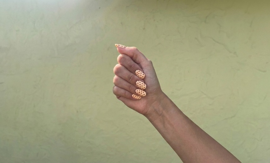 Image 3: European Gel Manicures & Structured Nail Extensions with Design