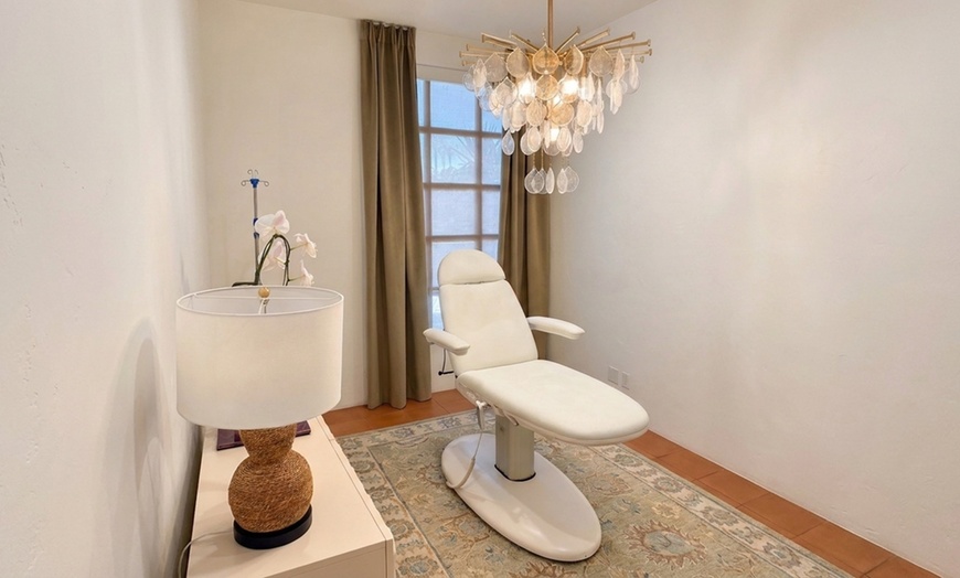 Image 3: Up to 60 units of wrinkle-reducing cosmetic injectable: Santa Barbara!
