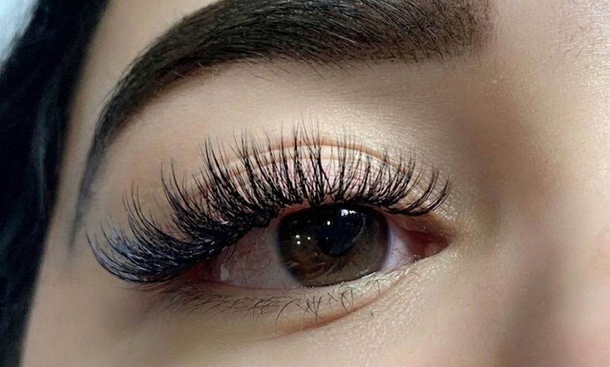 Image 3: Full Set Classic, Hybrid, or Volume Eyelash Extensions
