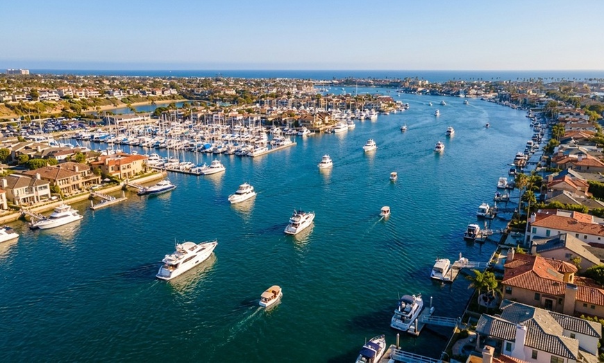 Image 4: Electric Duffy Boat Rentals – Newport Harbor Sunset Cruises