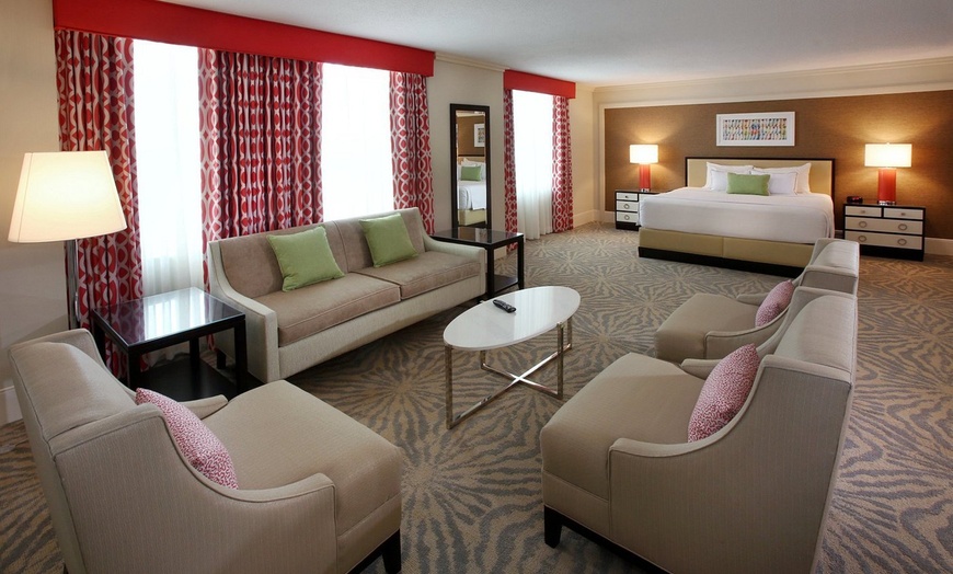 Image 17: Atlantic City Boardwalk Casino Hotel with Pool & Spa