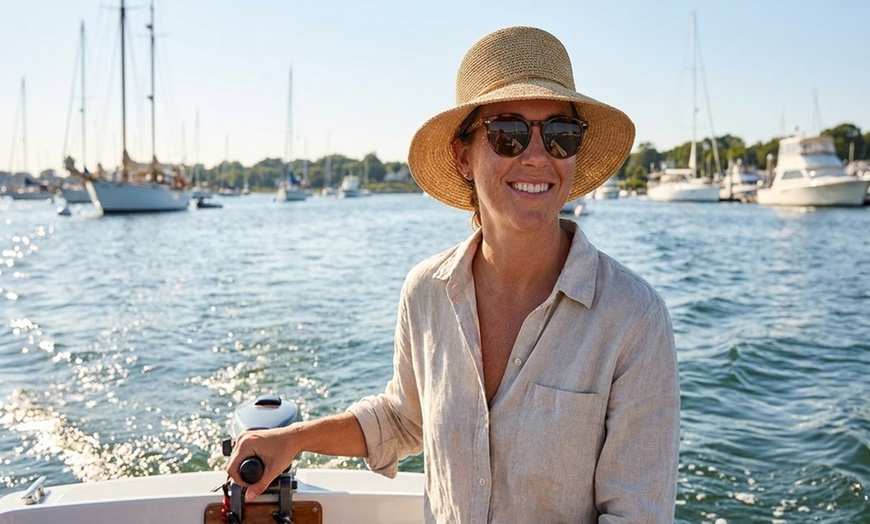 Image 5: Electric Duffy Boat Rentals – Newport Harbor Sunset Cruises