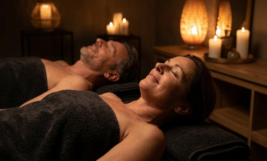 Image 7: Rejuvenate Together with 60-Minute Couples Massage Options