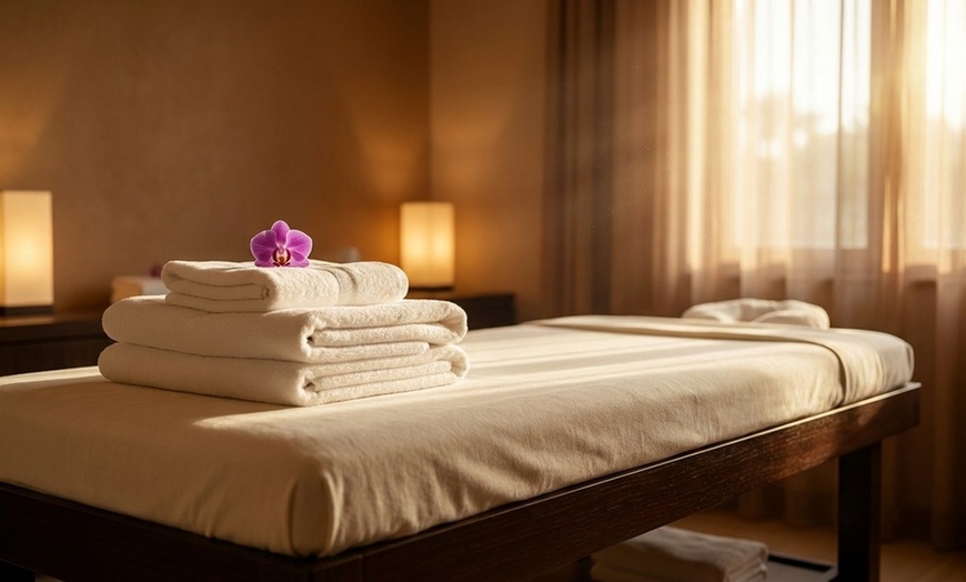 Image 7: Share Relaxation: 60 or 90-Minute Couples Massage with Hot Stones