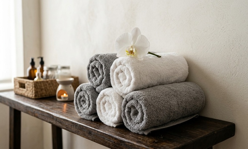 Image 3: Personalized Therapeutic Massage & Holistic Wellness (110 min)