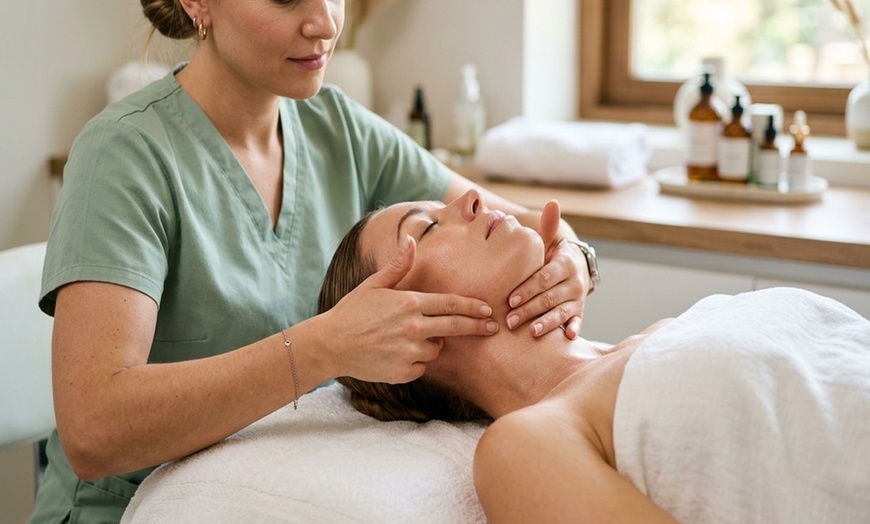 Image 4: Relax with One, Two, or Three Sessions Lymphatic Drainage 