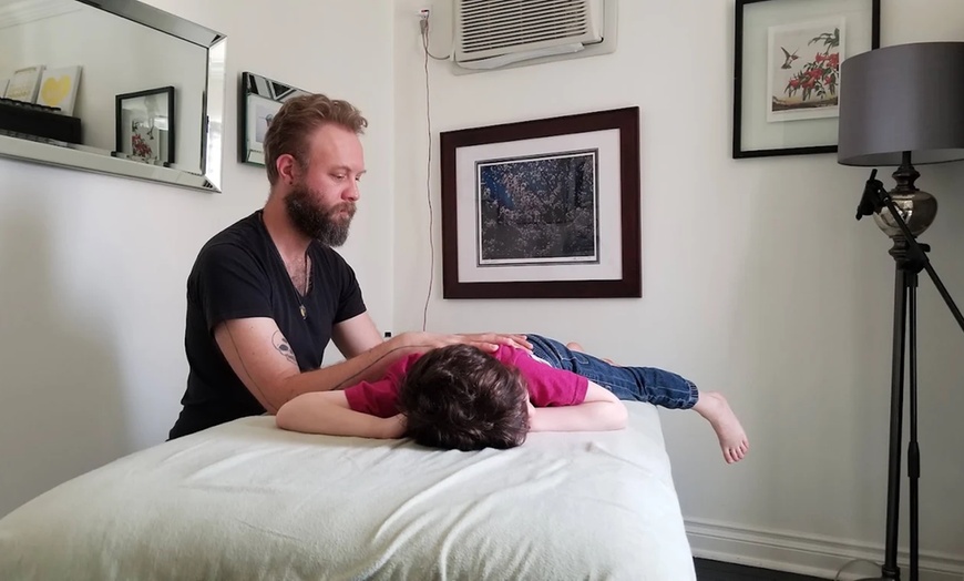 Image 2: Custom Massage Session w/ Professional Therapist to Boost Recovery