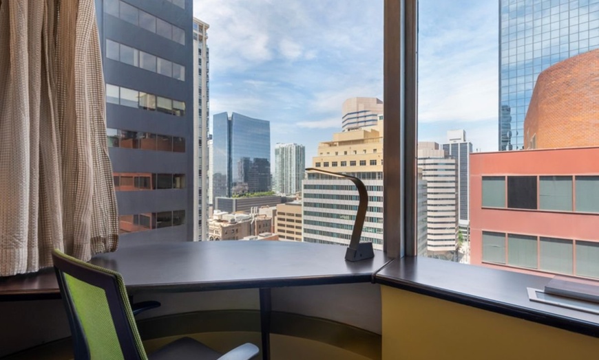 Image 22: Downtown Denver Hotel near 16th Street Mall