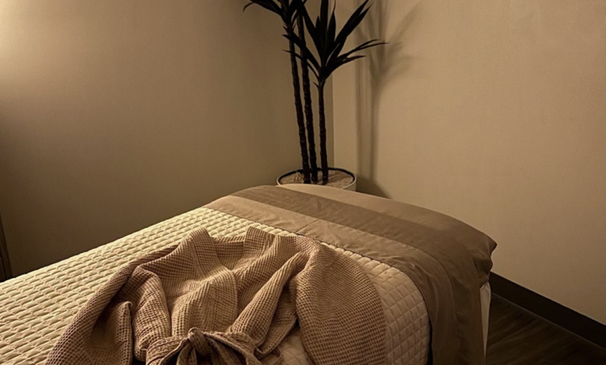 Image 8: 60 or 90-Min Custom Facial & Spa Day at House of Hudson