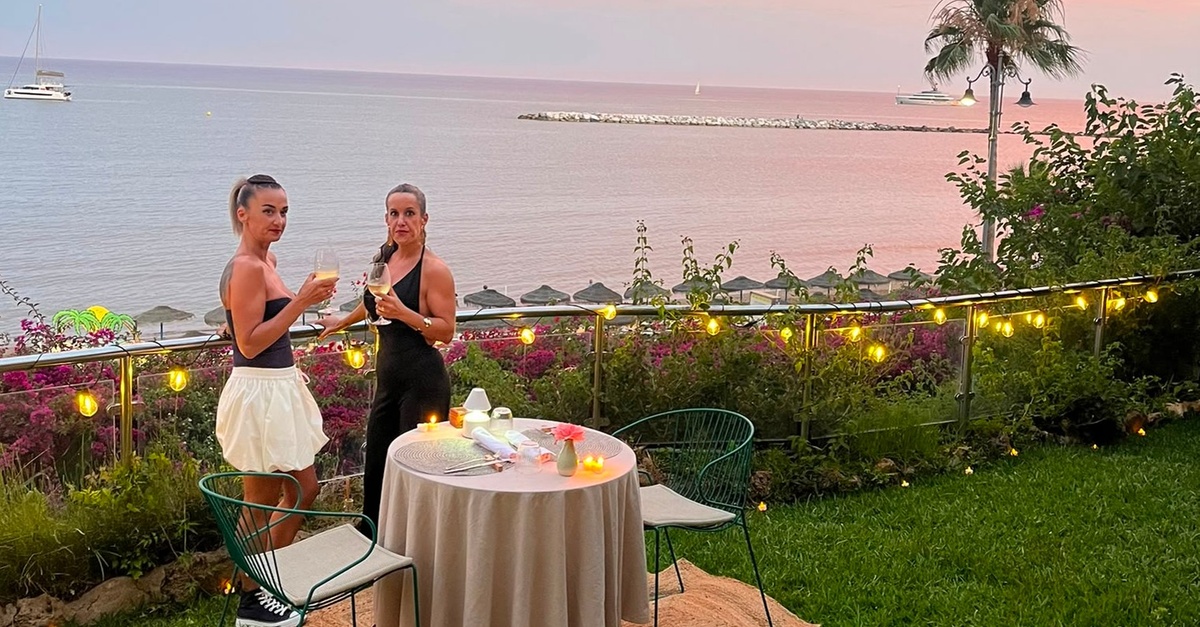 Cena privada frente al mar con menú degustación en Málaga