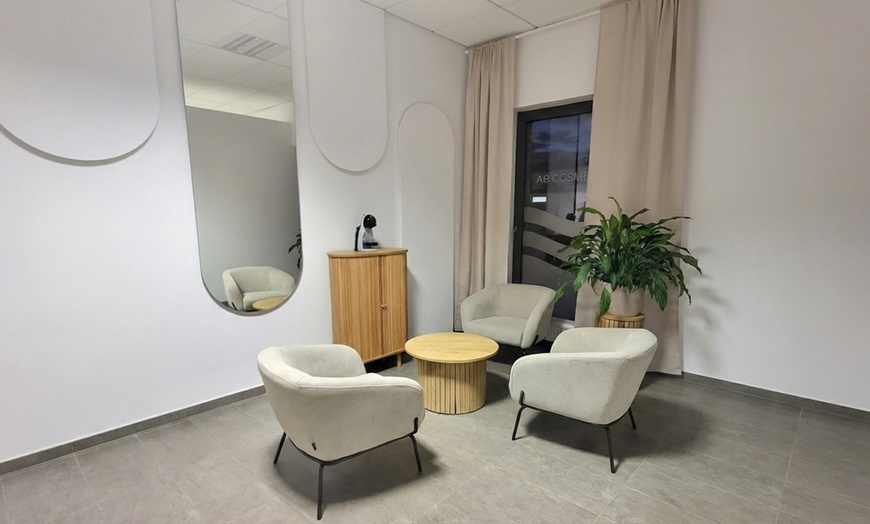 Image 5: Depilacja laserowa SHR na wybrane partie ciała: 3 lub 6 zabiegów