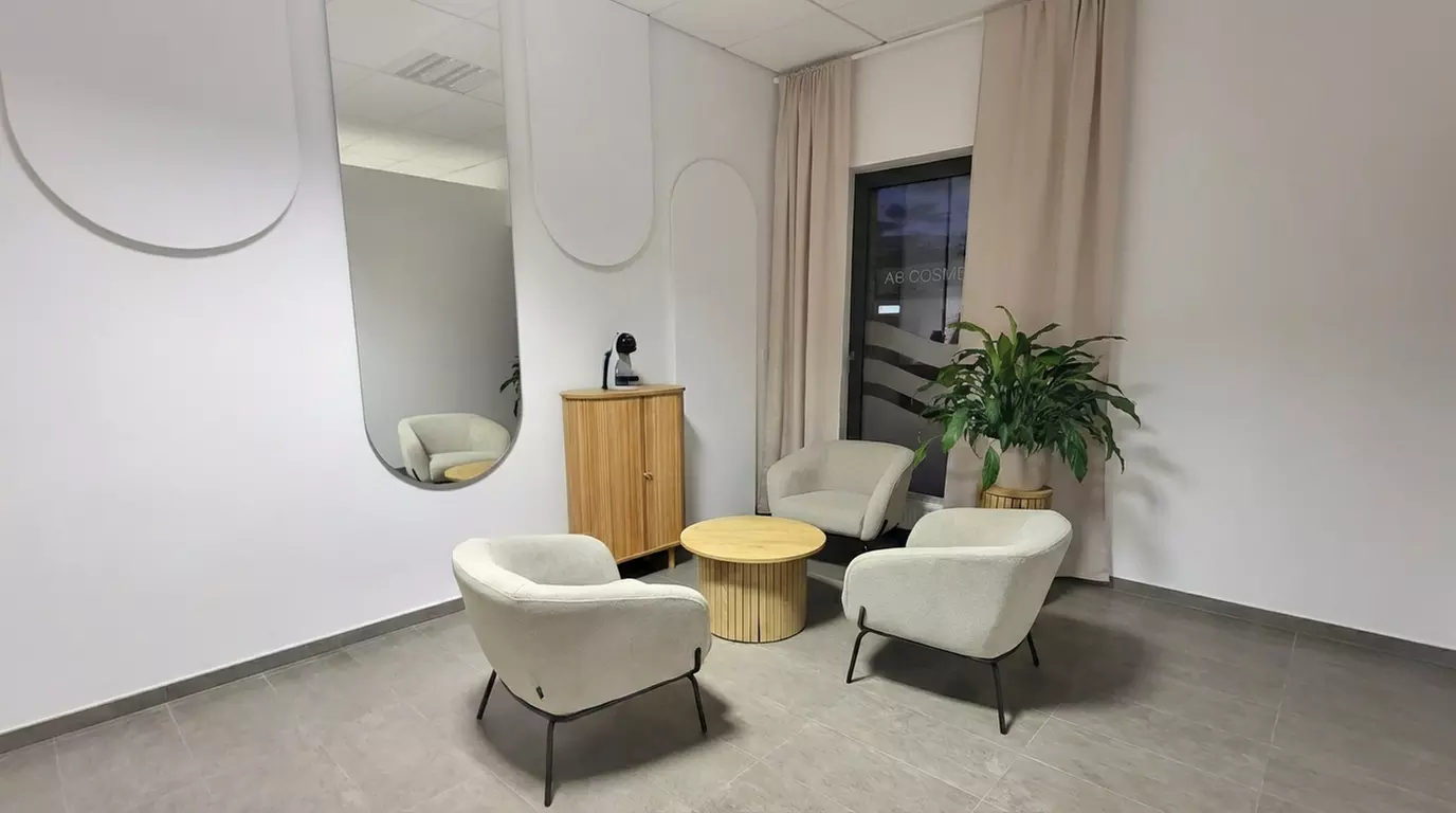 Depilacja laserowa SHR na wybrane partie ciała: 3 lub 6 zabiegów