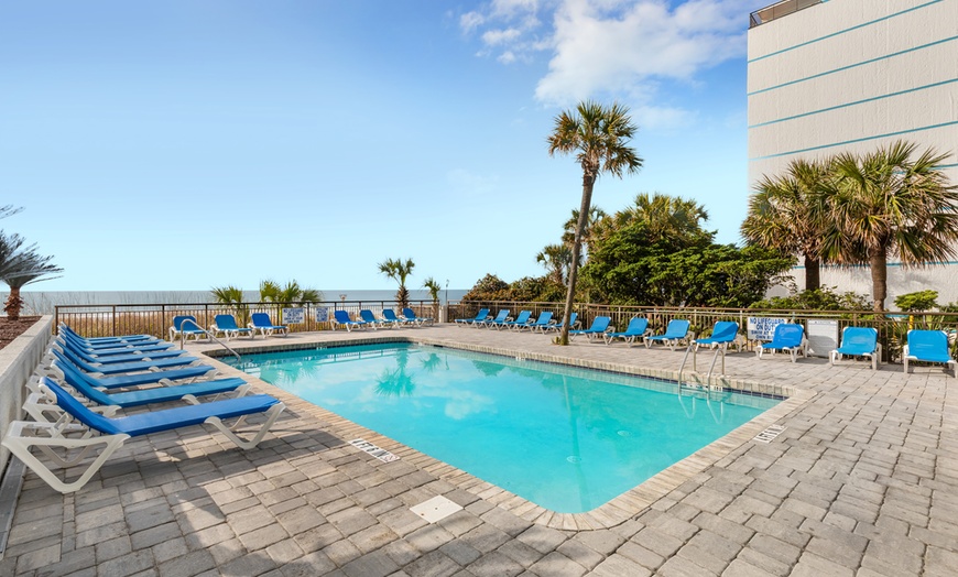 Image 35: Myrtle Beach Oceanfront Resort with Kids' Water Park
