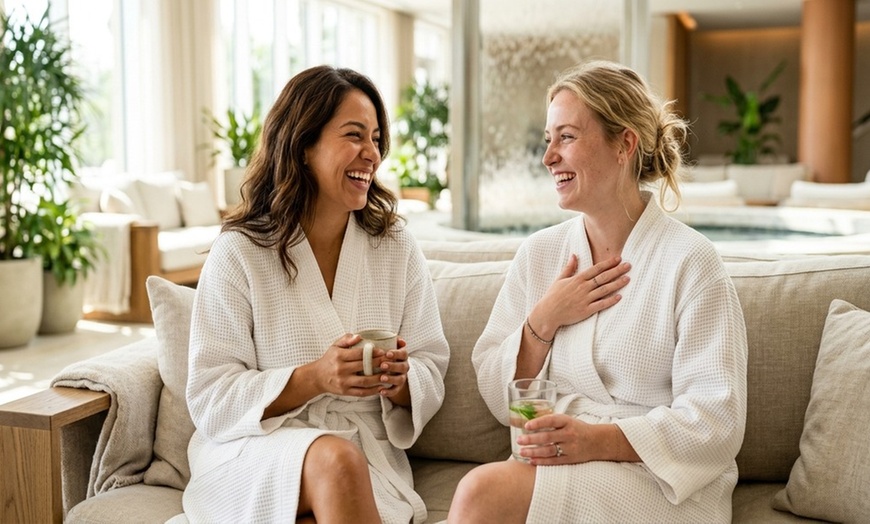 Image 4: Pampering Package with Facial, Upper Body Massage, Mud & Hot Towels