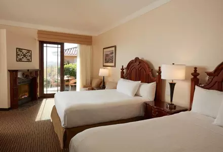 Deluxe Two Queen Villa