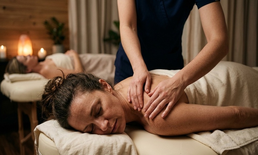 Image 6: Unwind Together with a 60- or 90-Minute Couples Massage