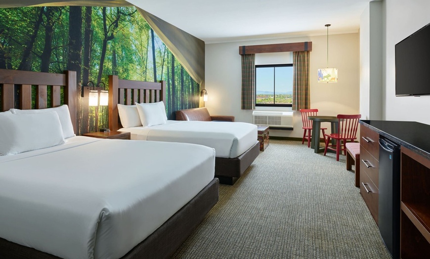 Image 18: Great Wolf Lodge Scottsdale Water Park Resort