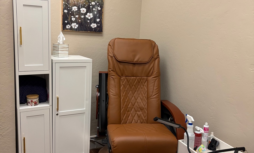 Image 3: Classic or Gel Mani-Pedi Options