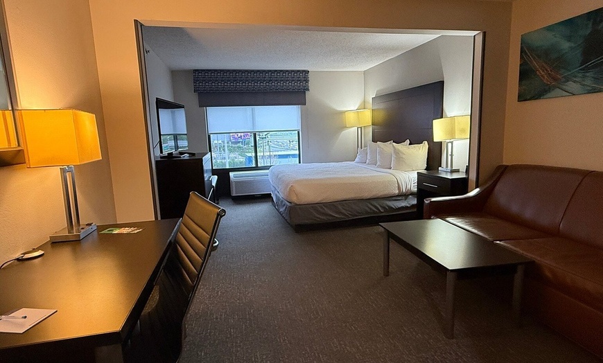Image 10: Atlanta Hotel near Truist Park with Free Breakfast