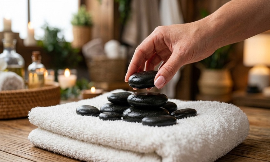 Image 5: Up to 39% Off on Couples Massage at Sunsea Spa