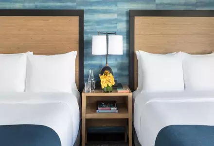 Deluxe Double-Queen Room (Mon-Thu)