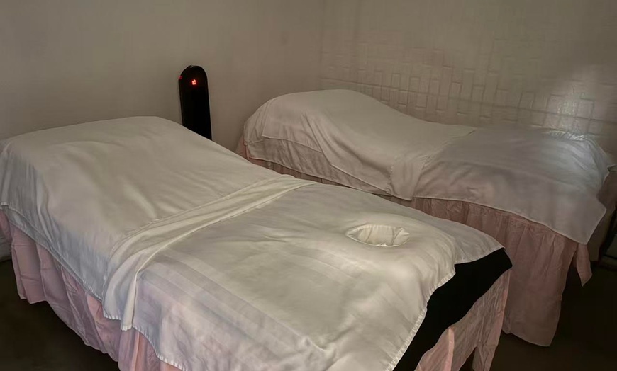 Image 7: Full Massage for Relaxation & Tension Relief