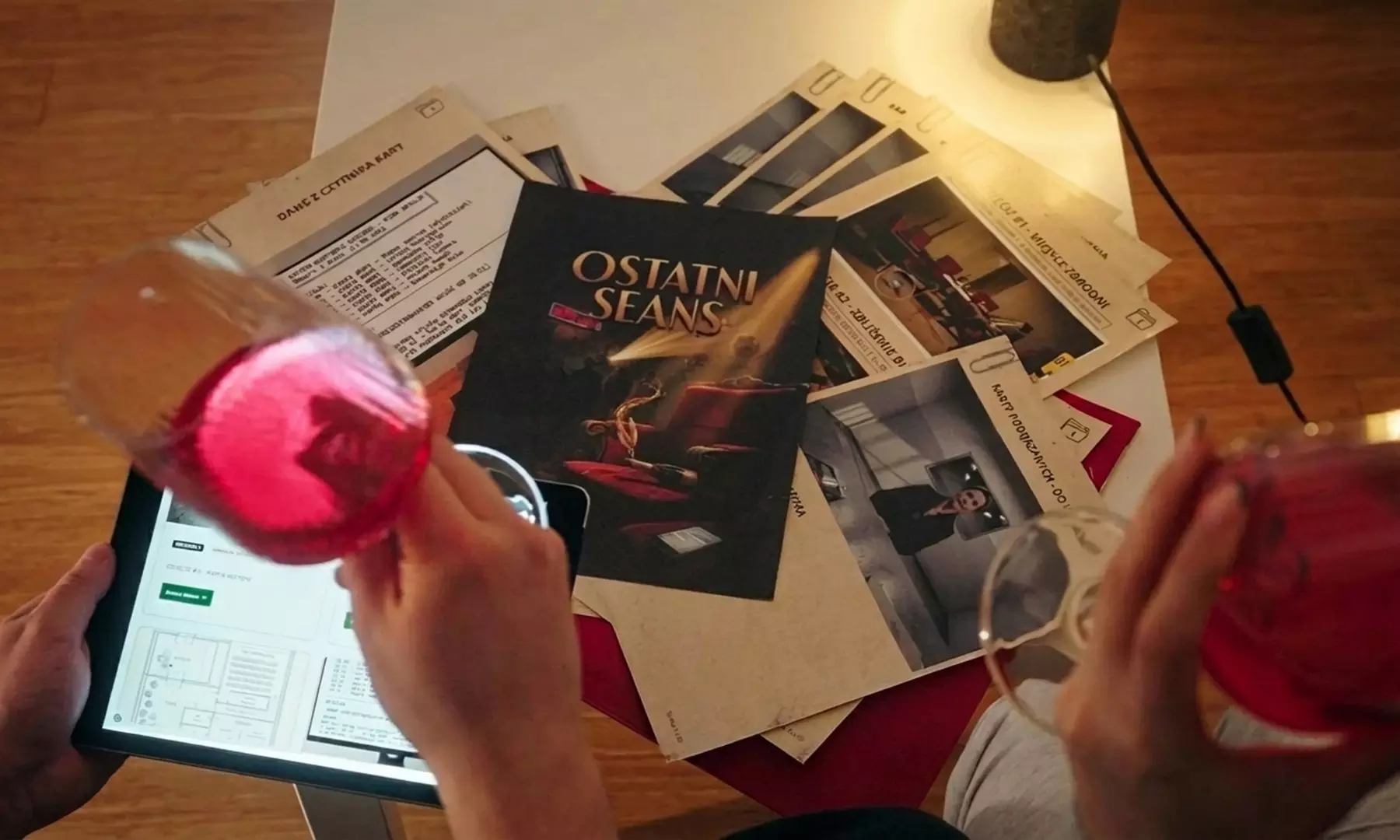 Gra detektywistyczna dla par i grup: Ostatni Seans i Akta Prawdy