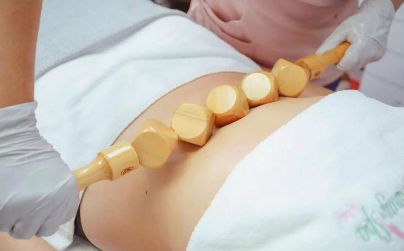 Oxygen Facials for Hydrated and Bright Skin