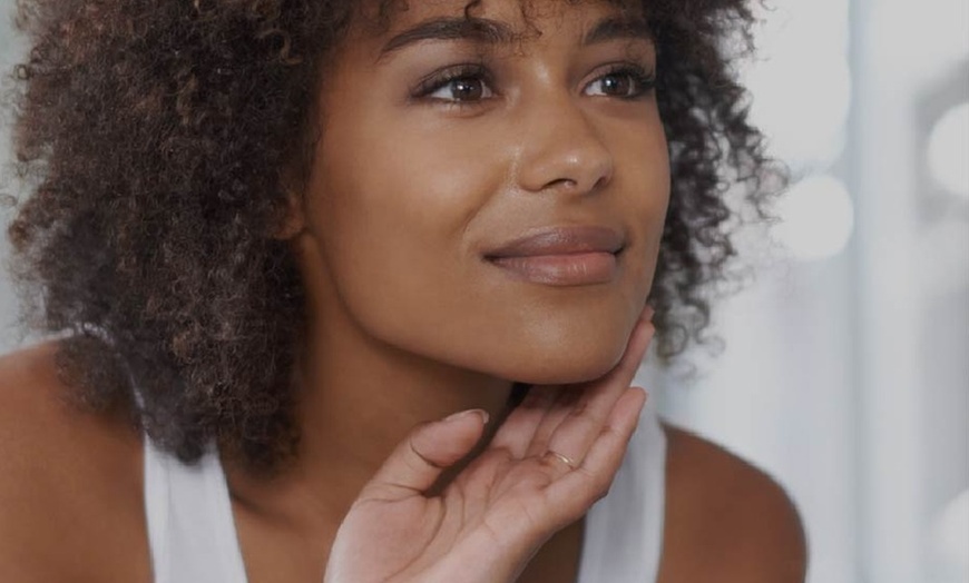 Image 7: Achieve a Youthful Look with 20 or 40 Units of Botox