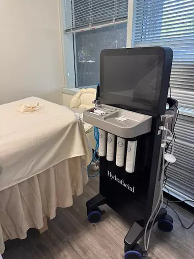 Enhance Your Style with One or Three 60 Minute Hydro Facial