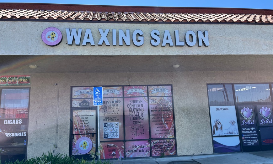 Image 4: Brazilian Waxing for Women (20 Min) & Men (45 Min) for Smooth Skin